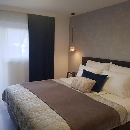 Rooms Vanteo Korenica Eksteriør billede