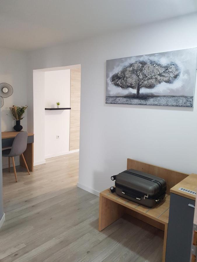 Rooms Vanteo Korenica Eksteriør billede