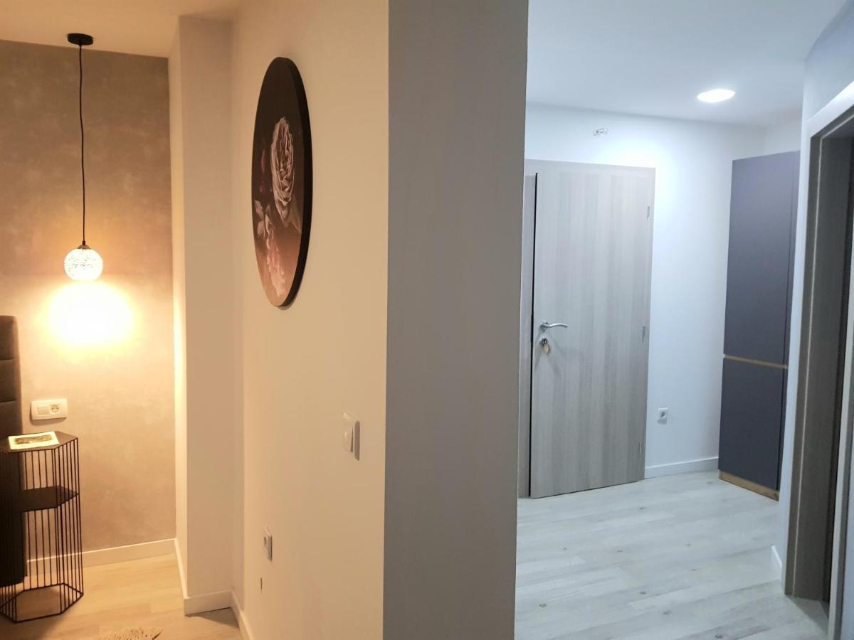 Rooms Vanteo Korenica Eksteriør billede